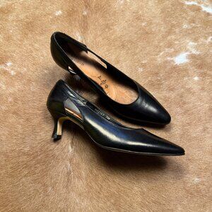 Ros Hommerson Black Leather Kitten Heel Pumps Size 7M Pointed Toe